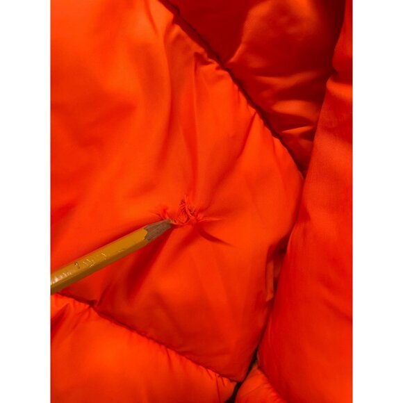 Vintage Camouflage & Orange Reversible Puffer Vest  Men’s L Hunting Fishing Fall - Picture 4 of 4